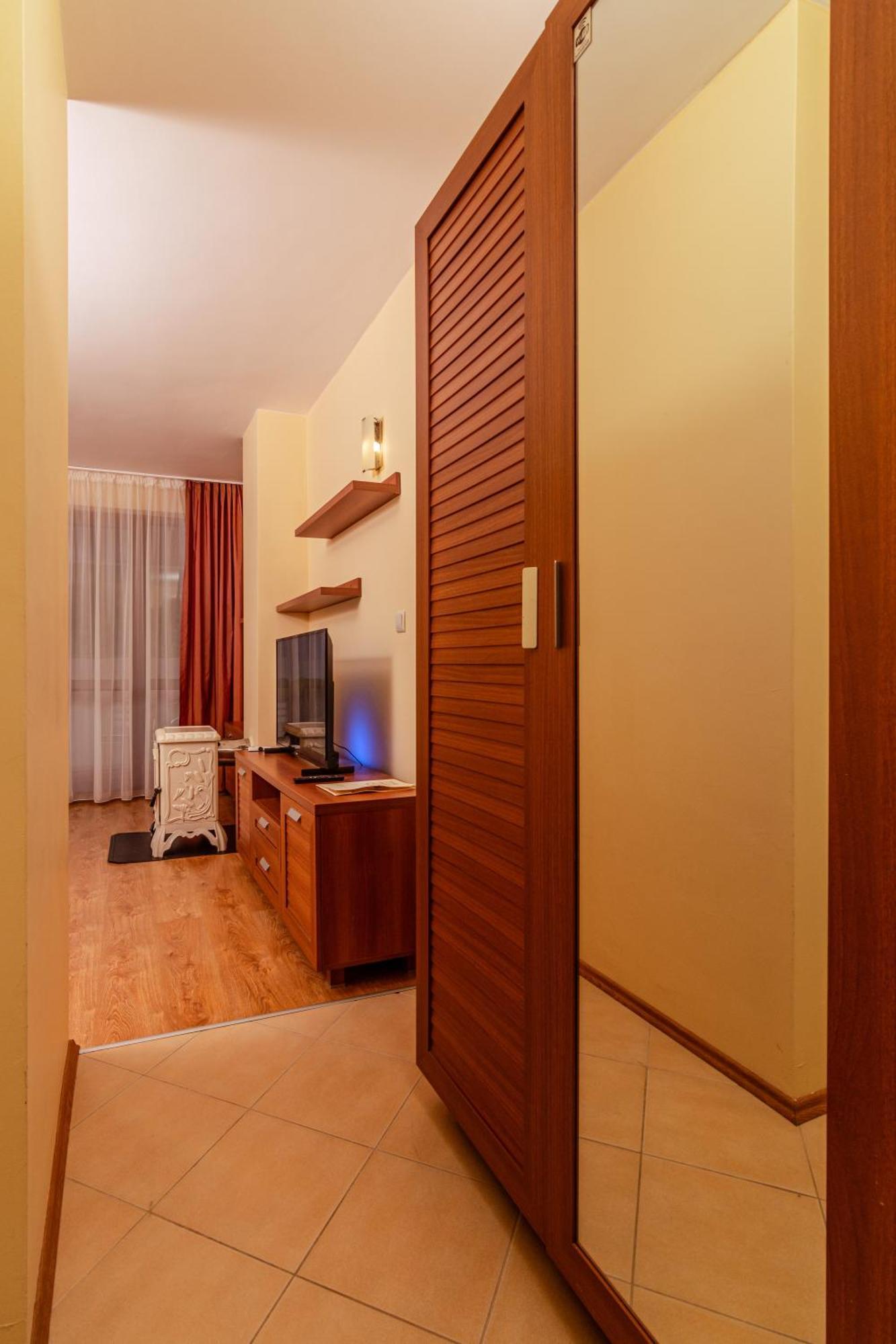 Studio By Mountain Lakes Ezerovo  Exterior foto